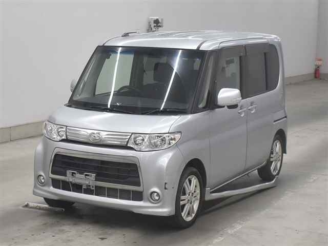DAIHATSU TANTO 2013