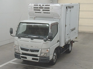 MITSUBISHI CANTER 2016