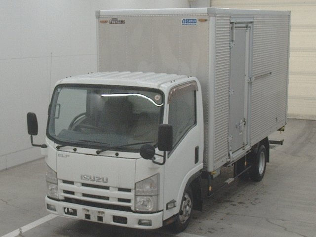 ISUZU ELF 2011