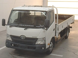 TOYOTA DYNA 2018