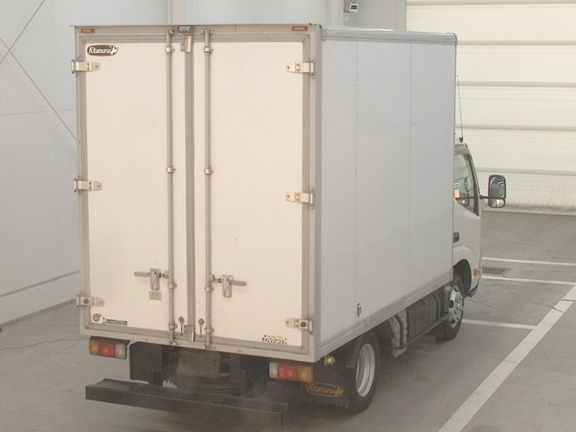 TOYOTA DYNA 2020