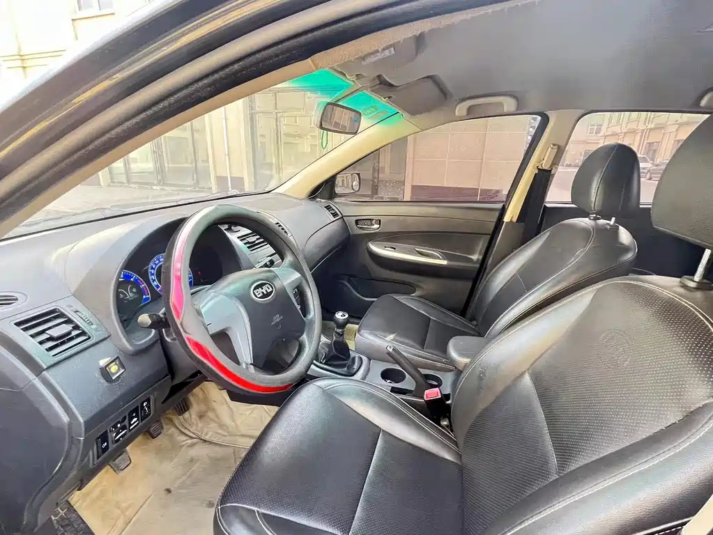 BYD L3 2014