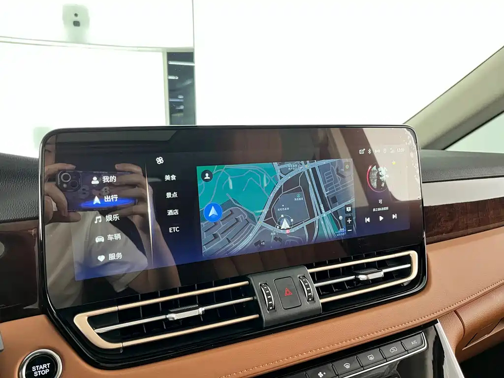 HONGQI HQ9 2022