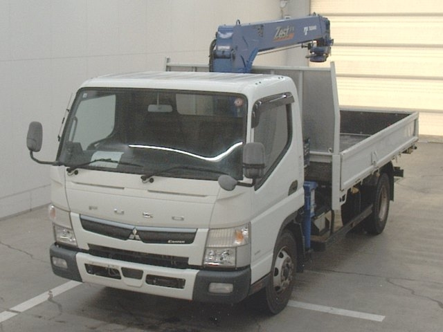 MITSUBISHI CANTER 2019