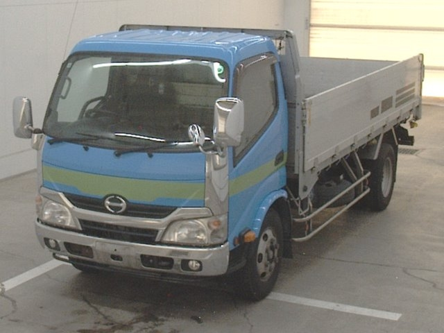 HINO DUTRO 2014