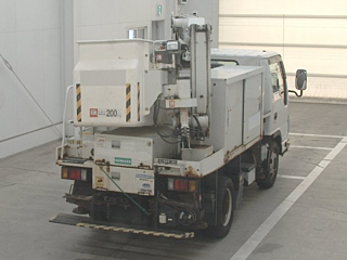 ISUZU ELF 2010