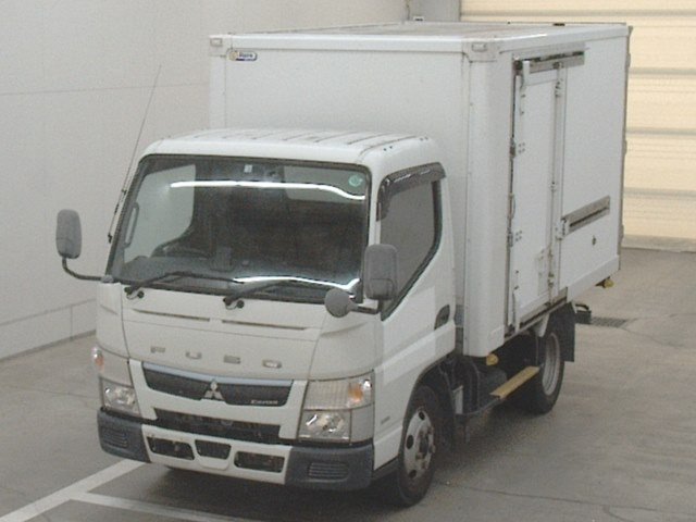 MITSUBISHI CANTER 2020