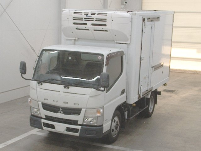 MITSUBISHI CANTER 2016
