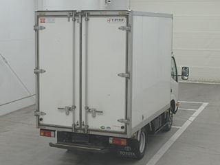 TOYOTA DYNA 2018