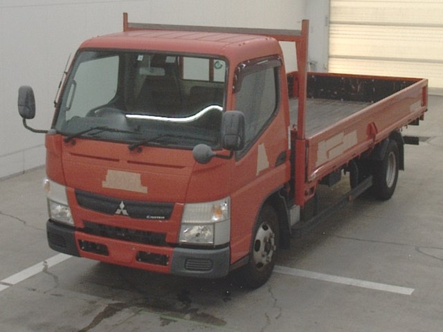 MITSUBISHI CANTER 2015