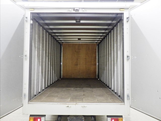 TOYOTA DYNA 2018