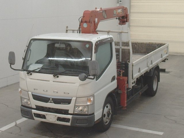 MITSUBISHI CANTER 2018