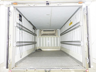 MITSUBISHI CANTER 2013