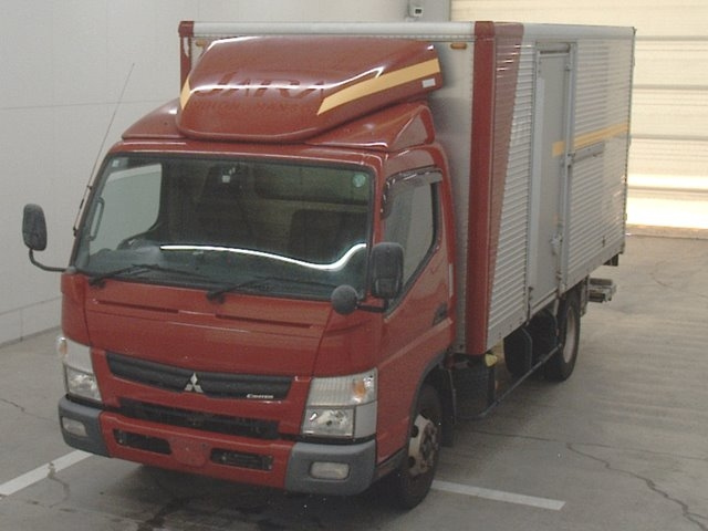 MITSUBISHI CANTER 2016