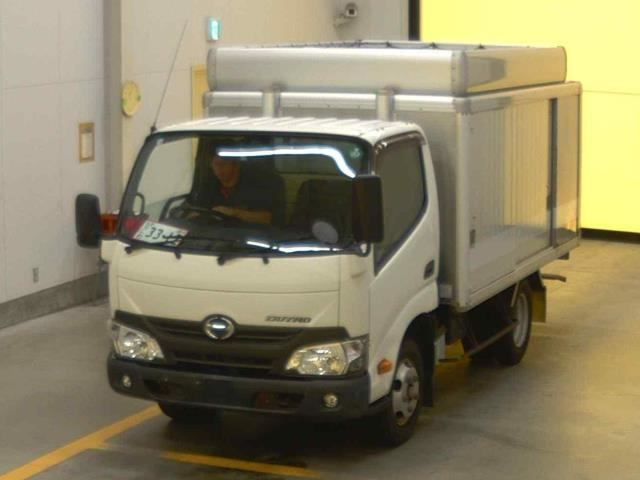 HINO DUTRO 2016
