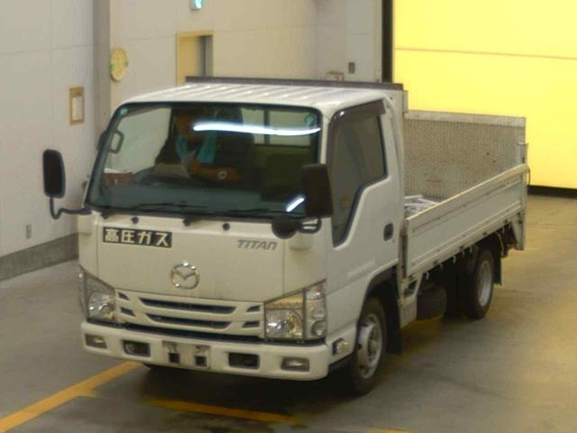 MAZDA TITAN 2018