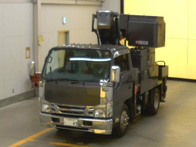 ISUZU ELF 2012