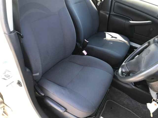 TOYOTA PROBOX 2011