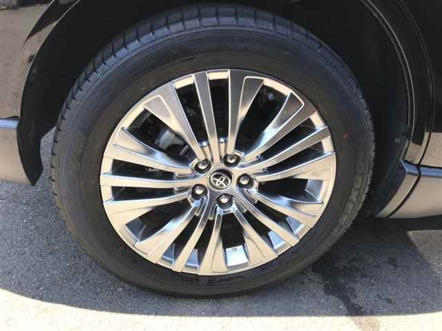 TOYOTA HARRIER 2022