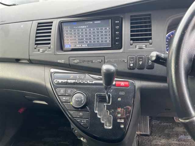 TOYOTA ISIS 2016