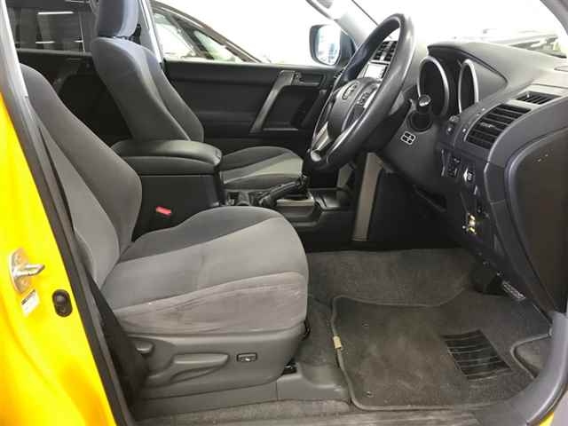 TOYOTA LAND CRUISER PRADO 2010