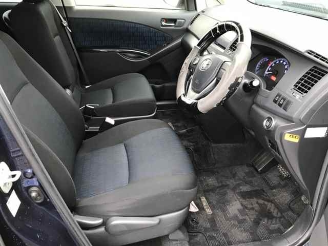 TOYOTA ISIS 2014