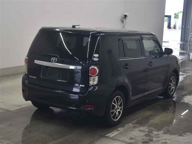 TOYOTA COROLLA RUMION 2011