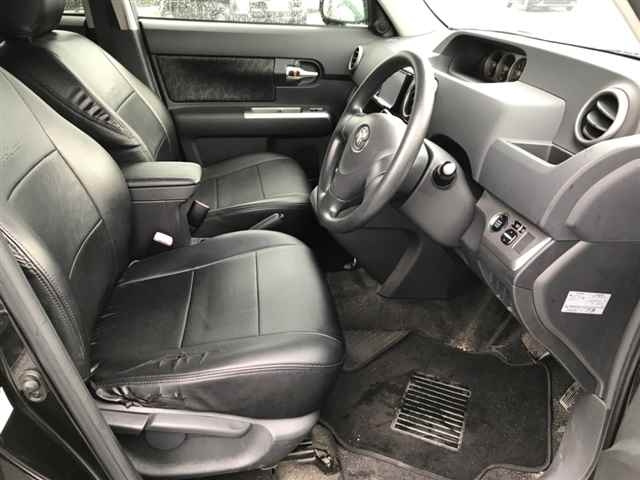 TOYOTA COROLLA RUMION 2011