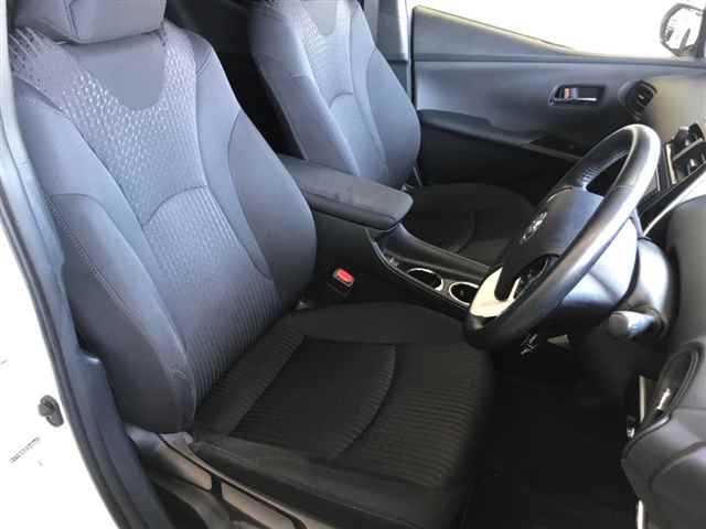 TOYOTA PRIUS 2018