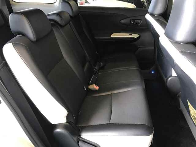 TOYOTA WISH 2012