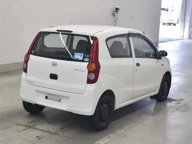 DAIHATSU MIRA 2012