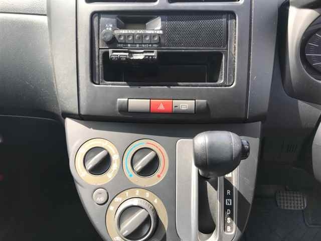 DAIHATSU MIRA 2011