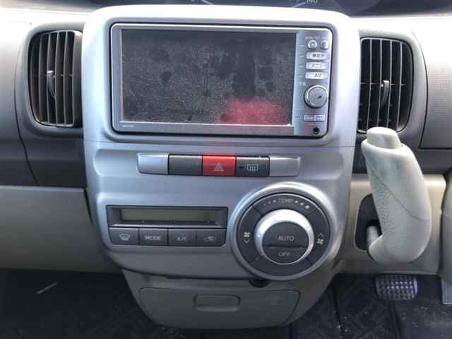 DAIHATSU TANTO 2012
