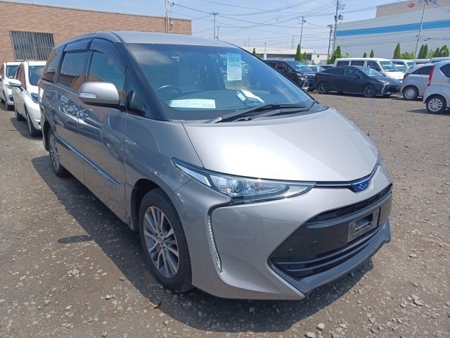 TOYOTA ESTIMA HYBRID 2018