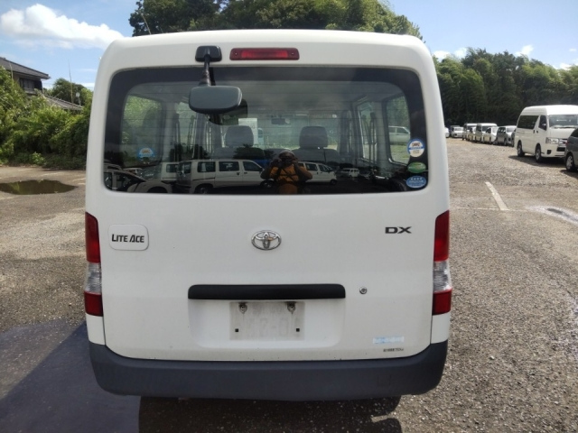 TOYOTA LITE ACE VAN 2014