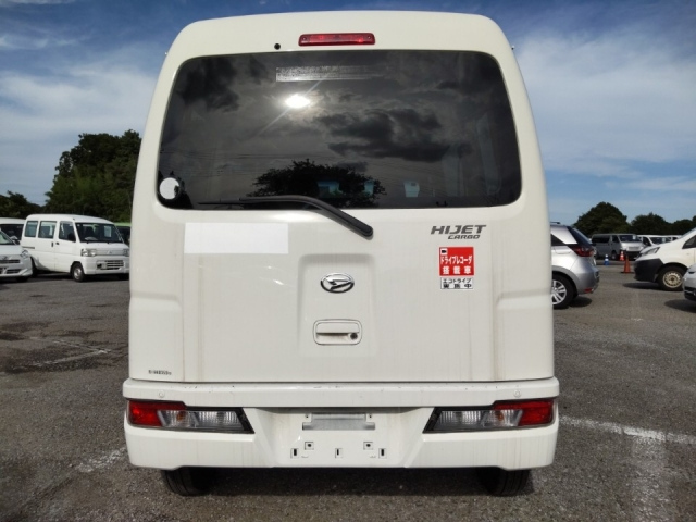 DAIHATSU HIJET VAN 2022