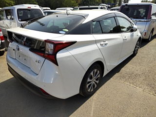 TOYOTA PRIUS 2020