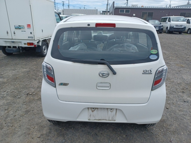 DAIHATSU MIRA E S 2014
