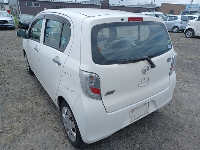DAIHATSU MIRA E S 2014