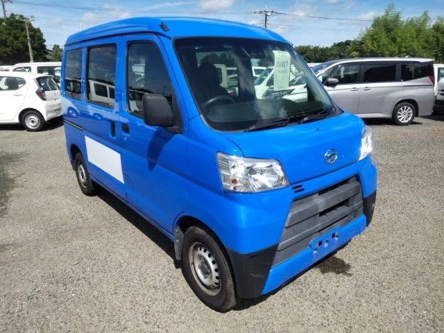 DAIHATSU HIJET VAN 2019
