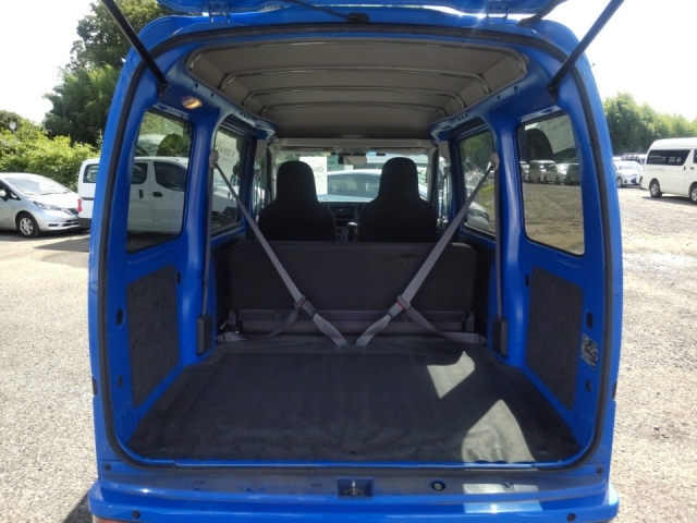 DAIHATSU HIJET VAN 2019