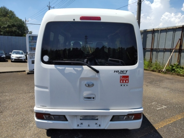 DAIHATSU HIJET VAN 2021