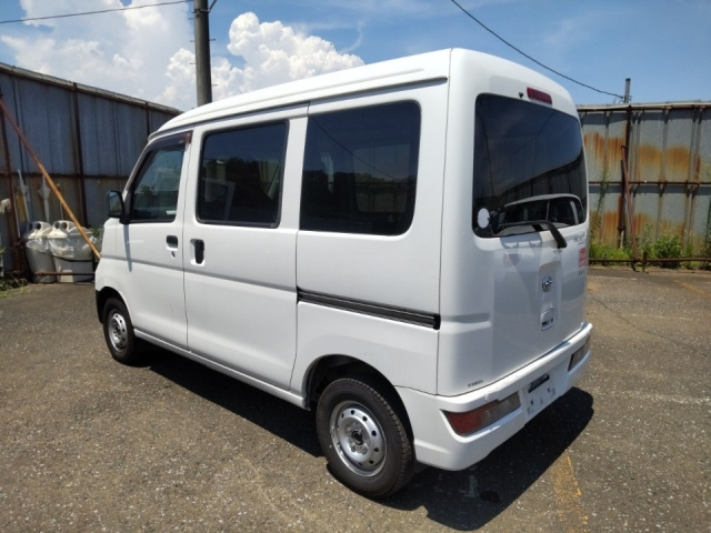 DAIHATSU HIJET VAN 2021