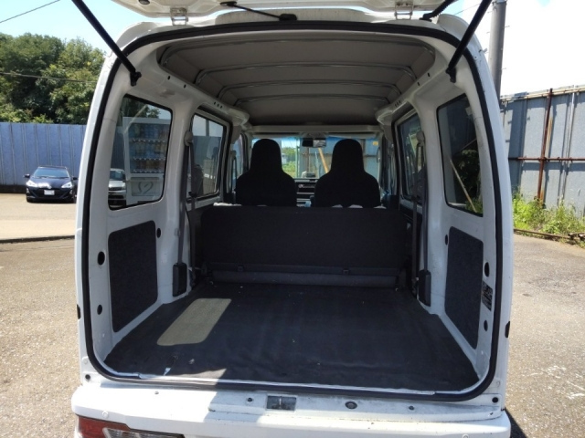 DAIHATSU HIJET VAN 2021