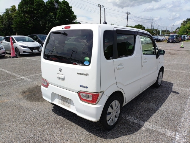 SUZUKI WAGON R 2018