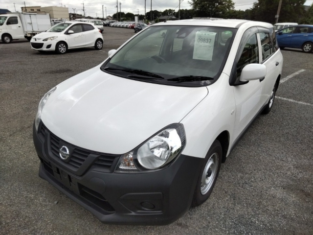 NISSAN AD 2020