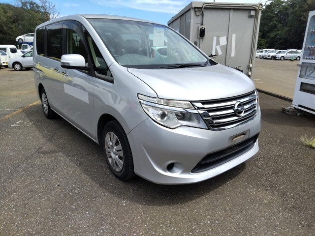 NISSAN SERENA 2014