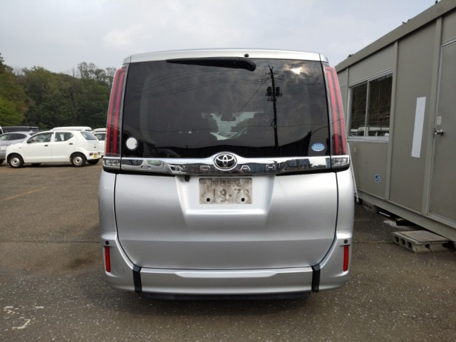 TOYOTA NOAH 2019