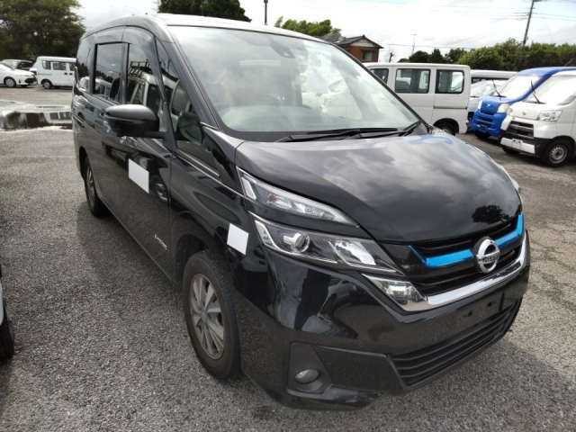 NISSAN SERENA 2019