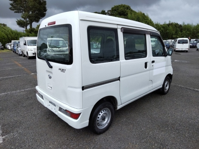 DAIHATSU HIJET VAN 2020